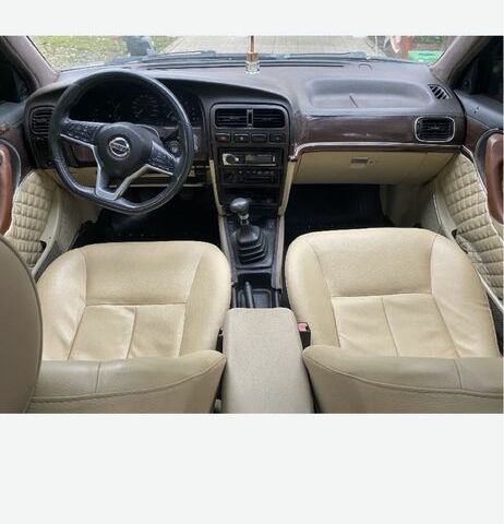 Серый Ниссан Примера, объемом двигателя 2 л и пробегом 300 тыс. км за 1450 $, фото 5 на Automoto.ua