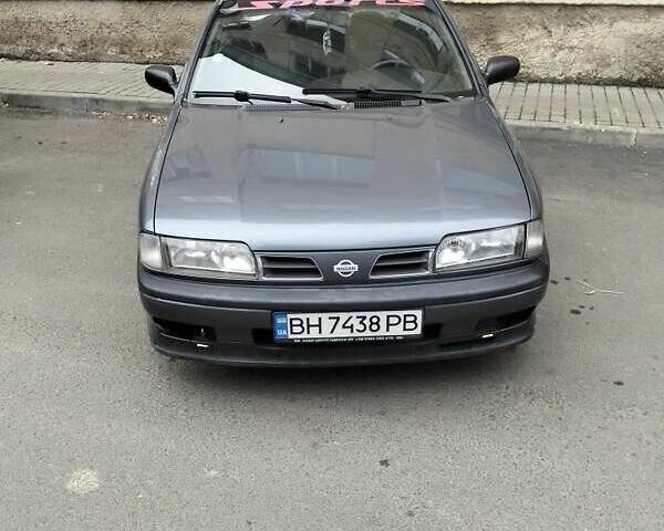 Серый Ниссан Примера, объемом двигателя 1.6 л и пробегом 274 тыс. км за 1900 $, фото 6 на Automoto.ua