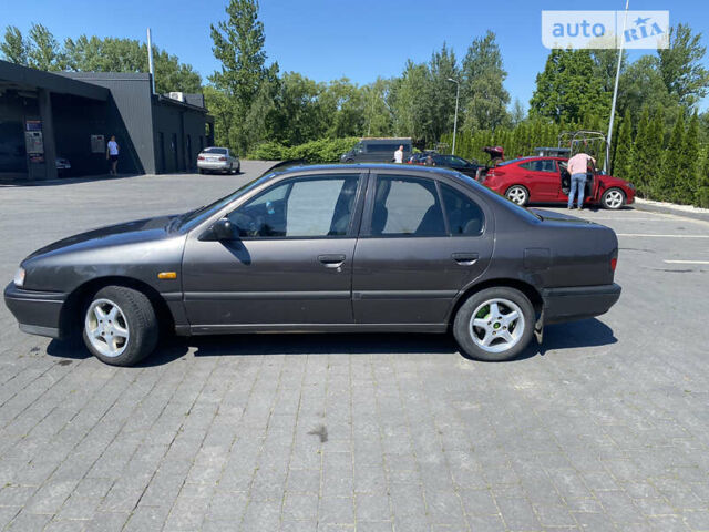 Сірий Ніссан Прімера, об'ємом двигуна 2 л та пробігом 354 тис. км за 1400 $, фото 1 на Automoto.ua