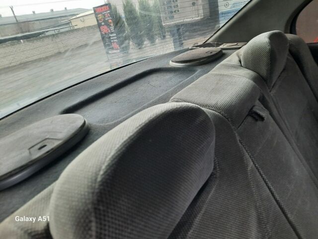 Серый Ниссан Примера, объемом двигателя 1.6 л и пробегом 280 тыс. км за 1000 $, фото 14 на Automoto.ua