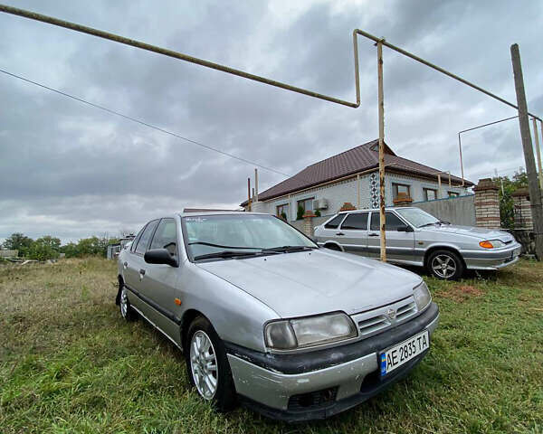 Серый Ниссан Примера, объемом двигателя 2 л и пробегом 150 тыс. км за 1800 $, фото 1 на Automoto.ua