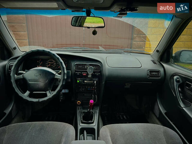 Серый Ниссан Примера, объемом двигателя 2 л и пробегом 289 тыс. км за 2100 $, фото 8 на Automoto.ua