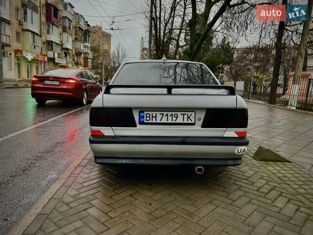 Серый Ниссан Примера, объемом двигателя 2 л и пробегом 289 тыс. км за 2100 $, фото 3 на Automoto.ua