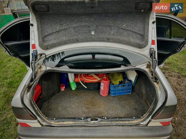 Серый Ниссан Примера, объемом двигателя 2 л и пробегом 289 тыс. км за 2100 $, фото 9 на Automoto.ua