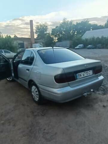 Серый Ниссан Примера, объемом двигателя 2 л и пробегом 350 тыс. км за 2300 $, фото 19 на Automoto.ua