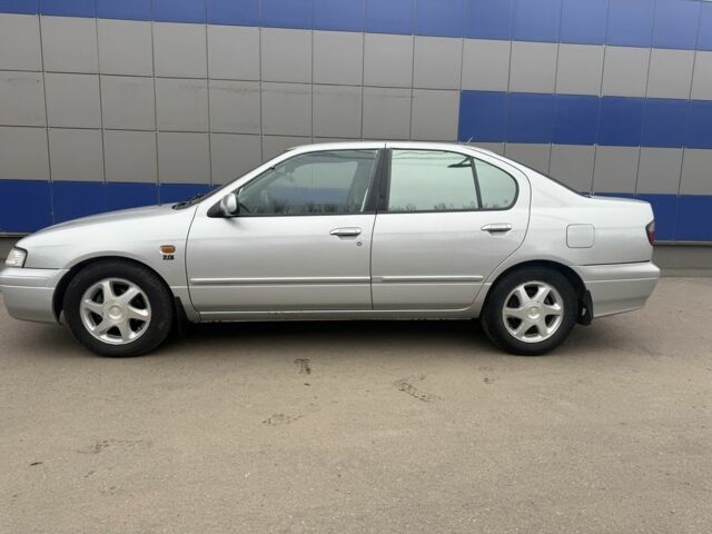 Серый Ниссан Примера, объемом двигателя 2 л и пробегом 336 тыс. км за 2800 $, фото 7 на Automoto.ua