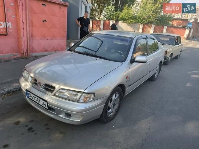 Сірий Ніссан Прімера, об'ємом двигуна 2 л та пробігом 334 тис. км за 2500 $, фото 2 на Automoto.ua