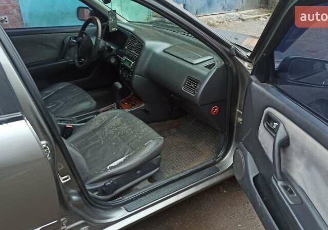Серый Ниссан Примера, объемом двигателя 2 л и пробегом 332 тыс. км за 2150 $, фото 30 на Automoto.ua