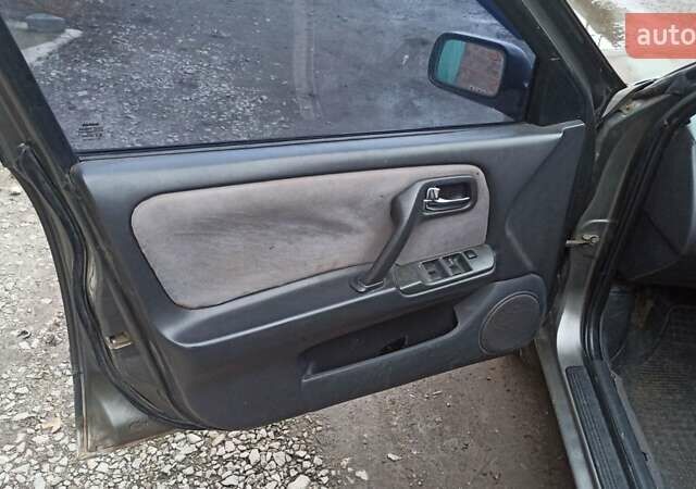 Серый Ниссан Примера, объемом двигателя 2 л и пробегом 332 тыс. км за 2150 $, фото 35 на Automoto.ua