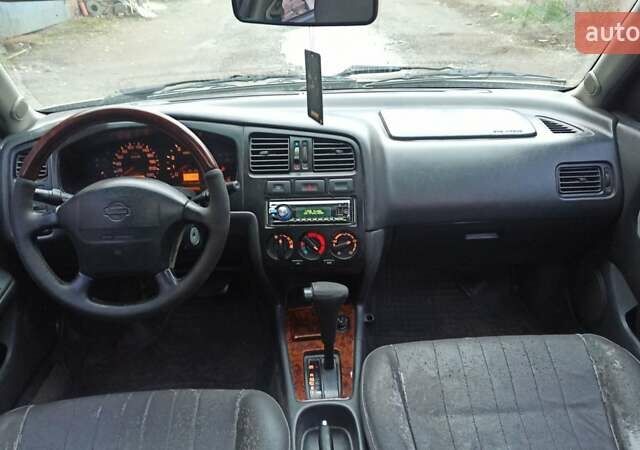 Серый Ниссан Примера, объемом двигателя 2 л и пробегом 332 тыс. км за 2150 $, фото 33 на Automoto.ua