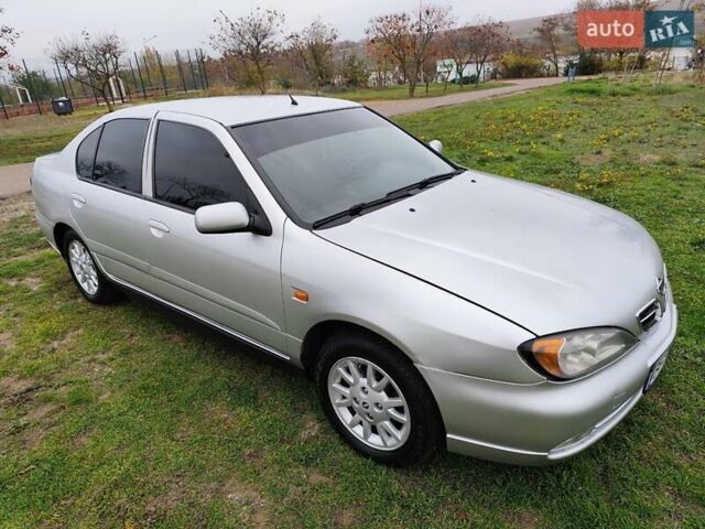 Серый Ниссан Примера, объемом двигателя 1.77 л и пробегом 330 тыс. км за 2800 $, фото 1 на Automoto.ua