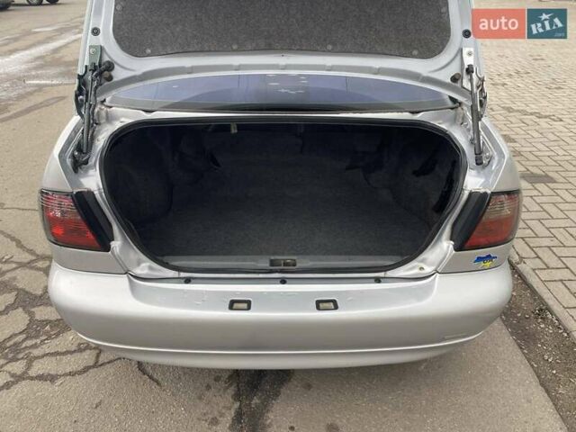 Сірий Ніссан Прімера, об'ємом двигуна 1.6 л та пробігом 308 тис. км за 3800 $, фото 28 на Automoto.ua