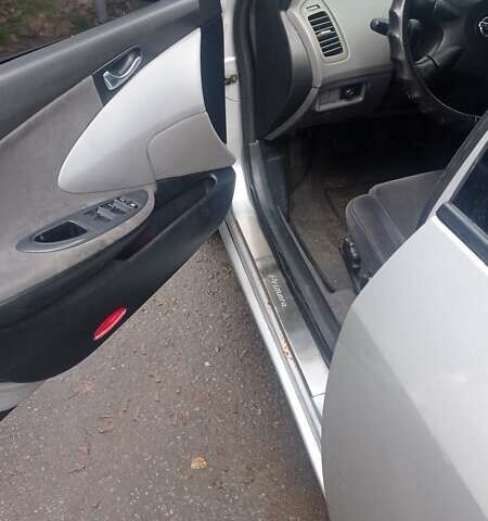 Серый Ниссан Примера, объемом двигателя 1.77 л и пробегом 250 тыс. км за 3450 $, фото 3 на Automoto.ua