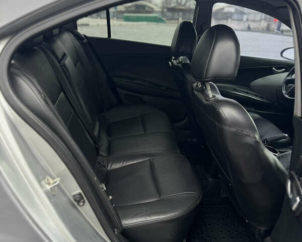 Серый Ниссан Примера, объемом двигателя 2 л и пробегом 235 тыс. км за 2999 $, фото 10 на Automoto.ua