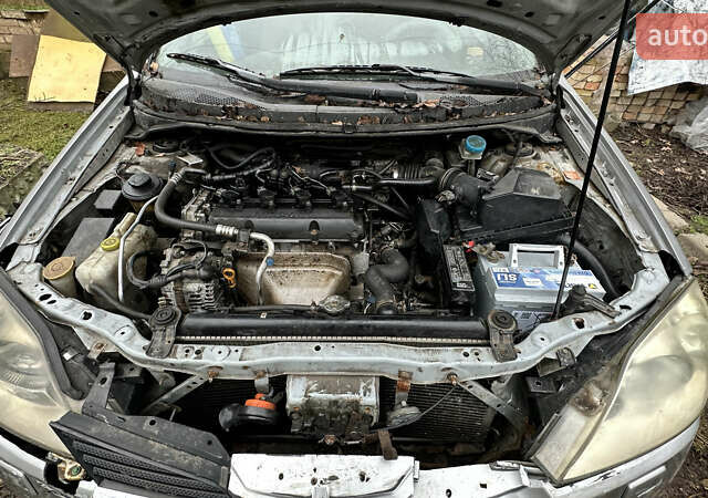 Серый Ниссан Примера, объемом двигателя 2 л и пробегом 240 тыс. км за 2150 $, фото 10 на Automoto.ua
