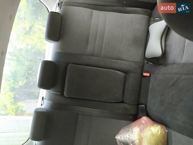 Серый Ниссан Примера, объемом двигателя 1.6 л и пробегом 190 тыс. км за 5200 $, фото 3 на Automoto.ua