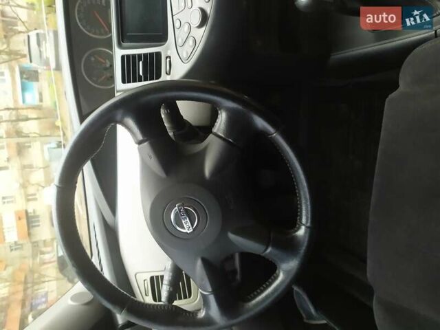 Серый Ниссан Примера, объемом двигателя 1.6 л и пробегом 190 тыс. км за 5200 $, фото 2 на Automoto.ua