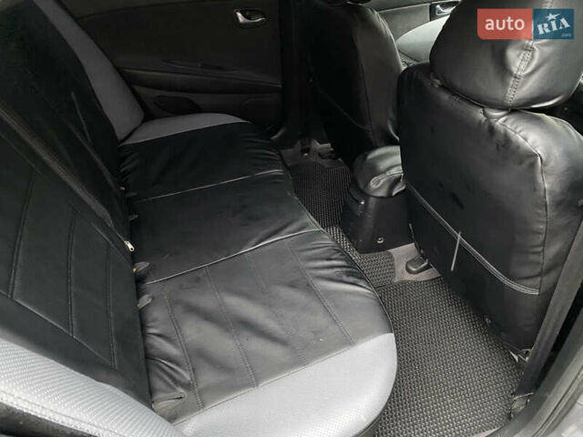 Сірий Ніссан Прімера, об'ємом двигуна 1.8 л та пробігом 160 тис. км за 3250 $, фото 15 на Automoto.ua