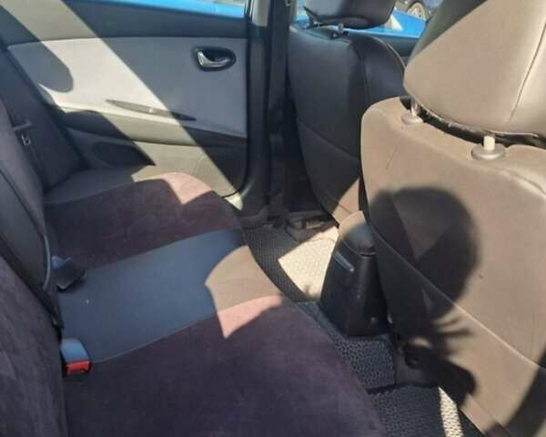 Серый Ниссан Примера, объемом двигателя 2 л и пробегом 200 тыс. км за 3999 $, фото 12 на Automoto.ua