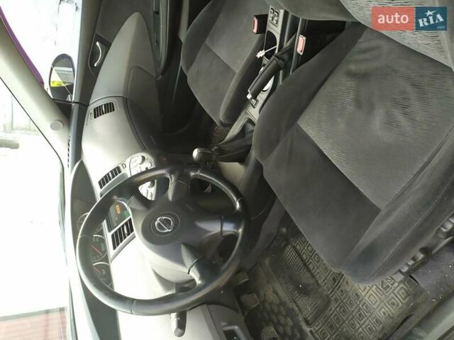 Серый Ниссан Примера, объемом двигателя 1.6 л и пробегом 190 тыс. км за 5200 $, фото 7 на Automoto.ua