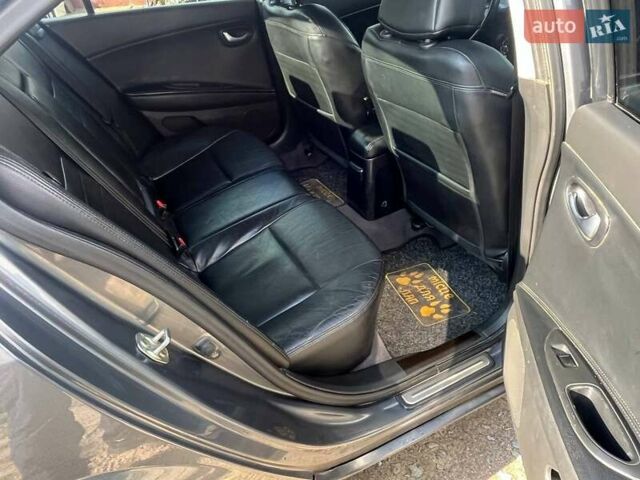 Серый Ниссан Примера, объемом двигателя 2 л и пробегом 400 тыс. км за 4200 $, фото 1 на Automoto.ua