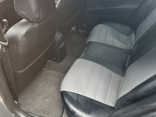 Серый Ниссан Примера, объемом двигателя 2 л и пробегом 270 тыс. км за 2300 $, фото 5 на Automoto.ua