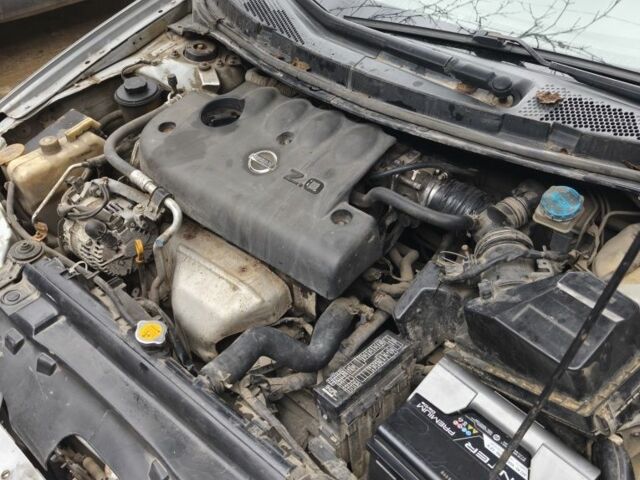 Серый Ниссан Примера, объемом двигателя 2 л и пробегом 270 тыс. км за 2300 $, фото 6 на Automoto.ua