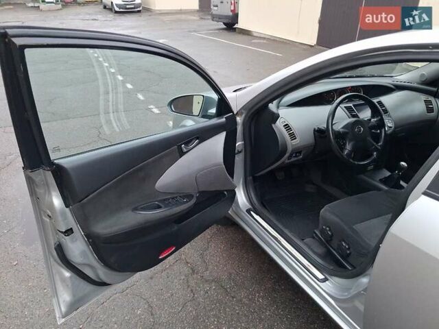 Серый Ниссан Примера, объемом двигателя 1.8 л и пробегом 215 тыс. км за 4800 $, фото 20 на Automoto.ua