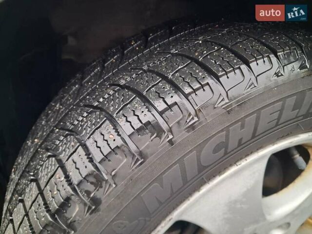 Серый Ниссан Примера, объемом двигателя 1.8 л и пробегом 215 тыс. км за 4800 $, фото 27 на Automoto.ua