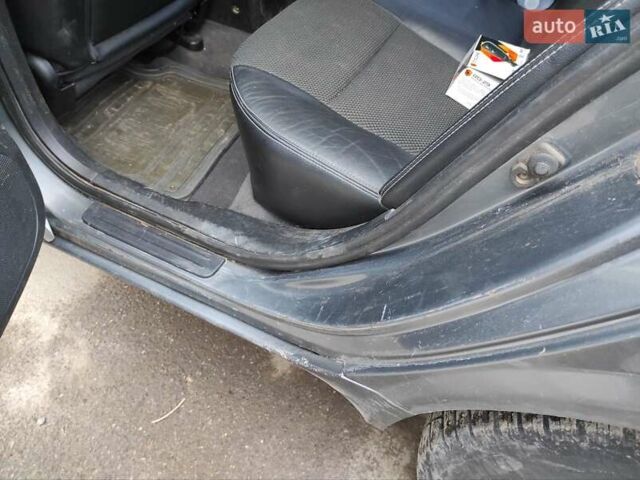 Серый Ниссан Примера, объемом двигателя 1.6 л и пробегом 336 тыс. км за 3300 $, фото 6 на Automoto.ua