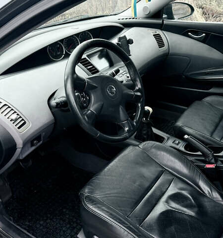 Серый Ниссан Примера, объемом двигателя 1.8 л и пробегом 177 тыс. км за 4000 $, фото 6 на Automoto.ua