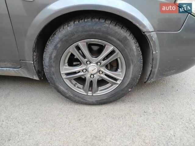 Серый Ниссан Примера, объемом двигателя 1.6 л и пробегом 336 тыс. км за 3300 $, фото 12 на Automoto.ua