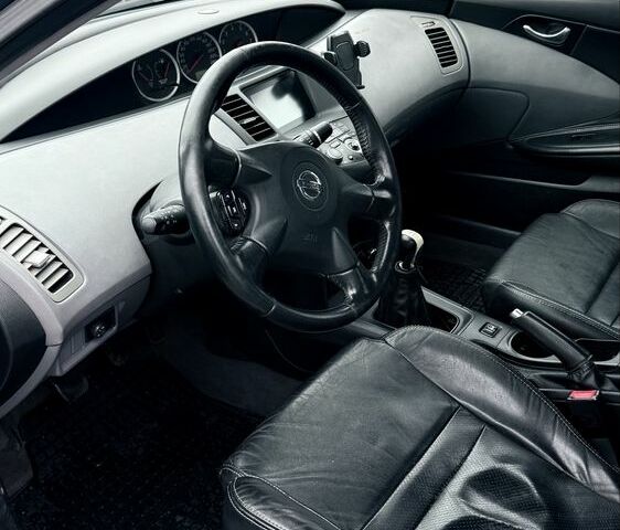 Серый Ниссан Примера, объемом двигателя 1.8 л и пробегом 177 тыс. км за 4000 $, фото 6 на Automoto.ua