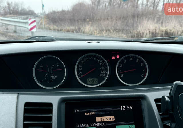 Серый Ниссан Примера, объемом двигателя 1.8 л и пробегом 177 тыс. км за 4000 $, фото 7 на Automoto.ua