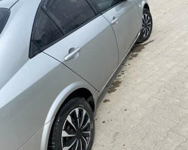 Сірий Ніссан Прімера, об'ємом двигуна 1.6 л та пробігом 270 тис. км за 3200 $, фото 2 на Automoto.ua