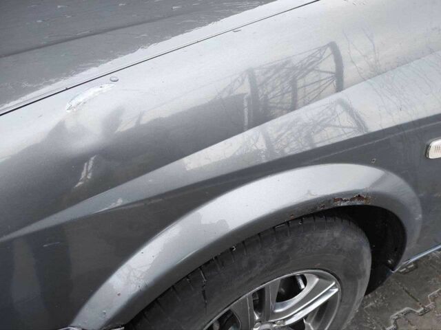 Серый Ниссан Примера, объемом двигателя 1.6 л и пробегом 345 тыс. км за 3000 $, фото 6 на Automoto.ua