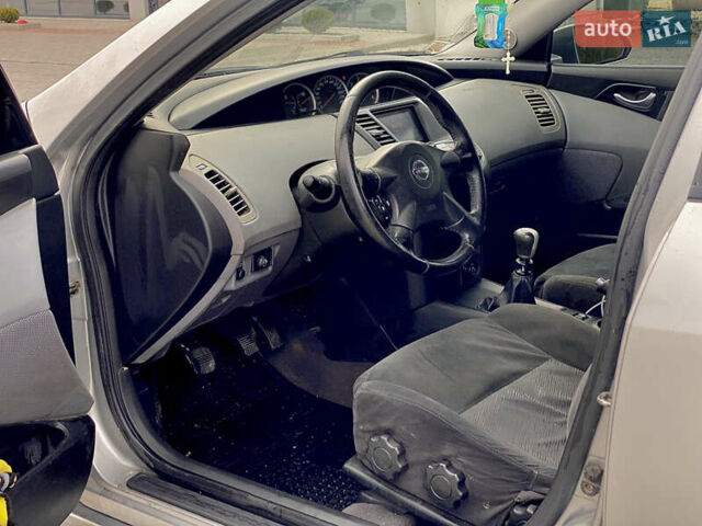 Сірий Ніссан Прімера, об'ємом двигуна 1.9 л та пробігом 234 тис. км за 3499 $, фото 17 на Automoto.ua
