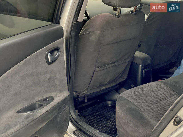 Сірий Ніссан Прімера, об'ємом двигуна 1.9 л та пробігом 234 тис. км за 3499 $, фото 18 на Automoto.ua