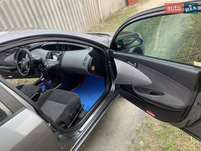 Серый Ниссан Примера, объемом двигателя 1.8 л и пробегом 241 тыс. км за 4700 $, фото 5 на Automoto.ua