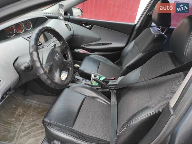 Серый Ниссан Примера, объемом двигателя 1.6 л и пробегом 336 тыс. км за 3300 $, фото 4 на Automoto.ua