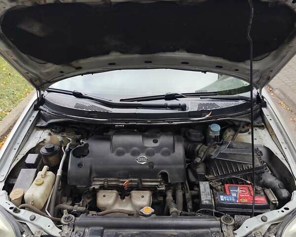 Серый Ниссан Примера, объемом двигателя 1.77 л и пробегом 262 тыс. км за 3700 $, фото 4 на Automoto.ua