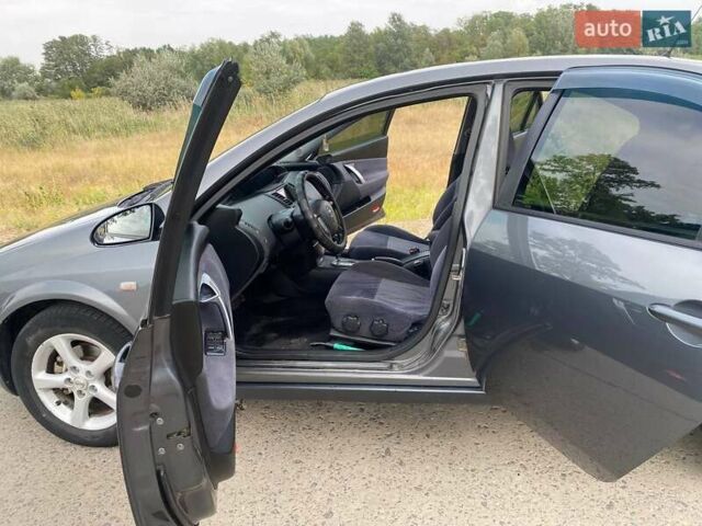 Серый Ниссан Примера, объемом двигателя 2 л и пробегом 252 тыс. км за 4600 $, фото 13 на Automoto.ua