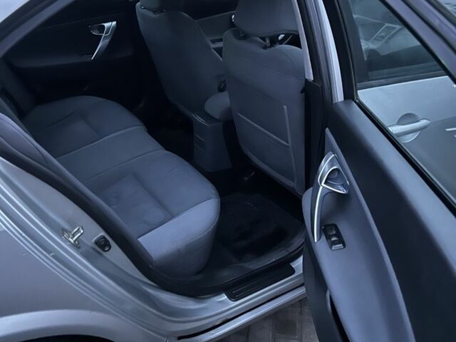 Серый Ниссан Примера, объемом двигателя 1.6 л и пробегом 280 тыс. км за 3400 $, фото 10 на Automoto.ua