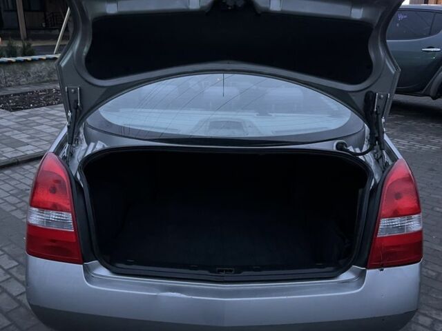 Серый Ниссан Примера, объемом двигателя 1.6 л и пробегом 280 тыс. км за 3400 $, фото 11 на Automoto.ua