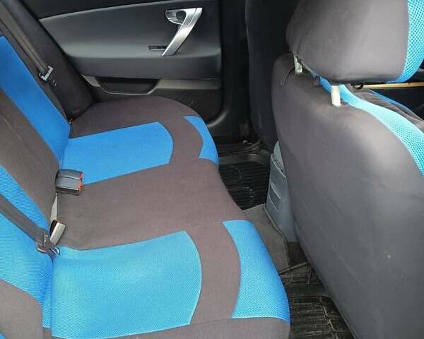 Серый Ниссан Примера, объемом двигателя 1.8 л и пробегом 197 тыс. км за 4500 $, фото 6 на Automoto.ua