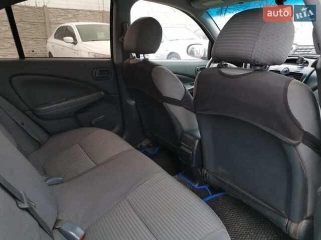 Серый Ниссан Примера, объемом двигателя 1.6 л и пробегом 192 тыс. км за 4800 $, фото 15 на Automoto.ua