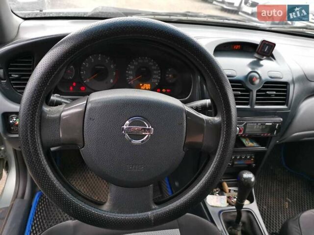 Серый Ниссан Примера, объемом двигателя 1.6 л и пробегом 192 тыс. км за 4800 $, фото 10 на Automoto.ua