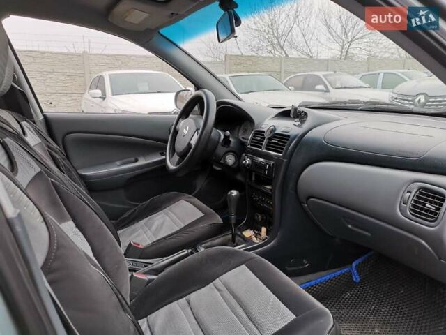 Серый Ниссан Примера, объемом двигателя 1.6 л и пробегом 192 тыс. км за 4800 $, фото 17 на Automoto.ua