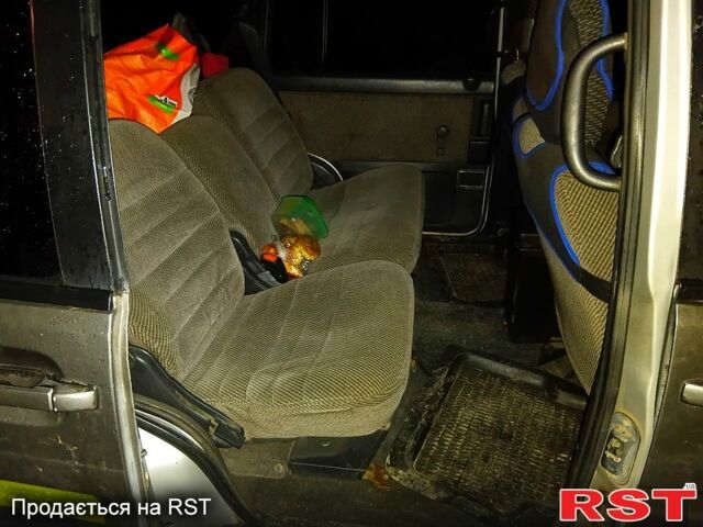 Сірий Ніссан Прімера, об'ємом двигуна 2 л та пробігом 0 тис. км за 2100 $, фото 1 на Automoto.ua