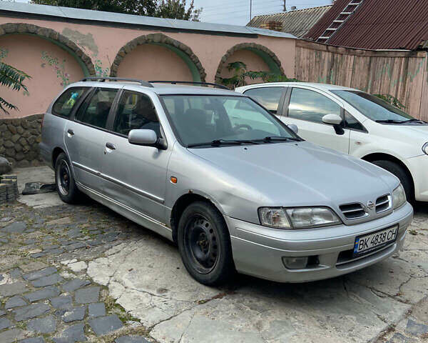 Сірий Ніссан Прімера, об'ємом двигуна 2 л та пробігом 300 тис. км за 1500 $, фото 1 на Automoto.ua